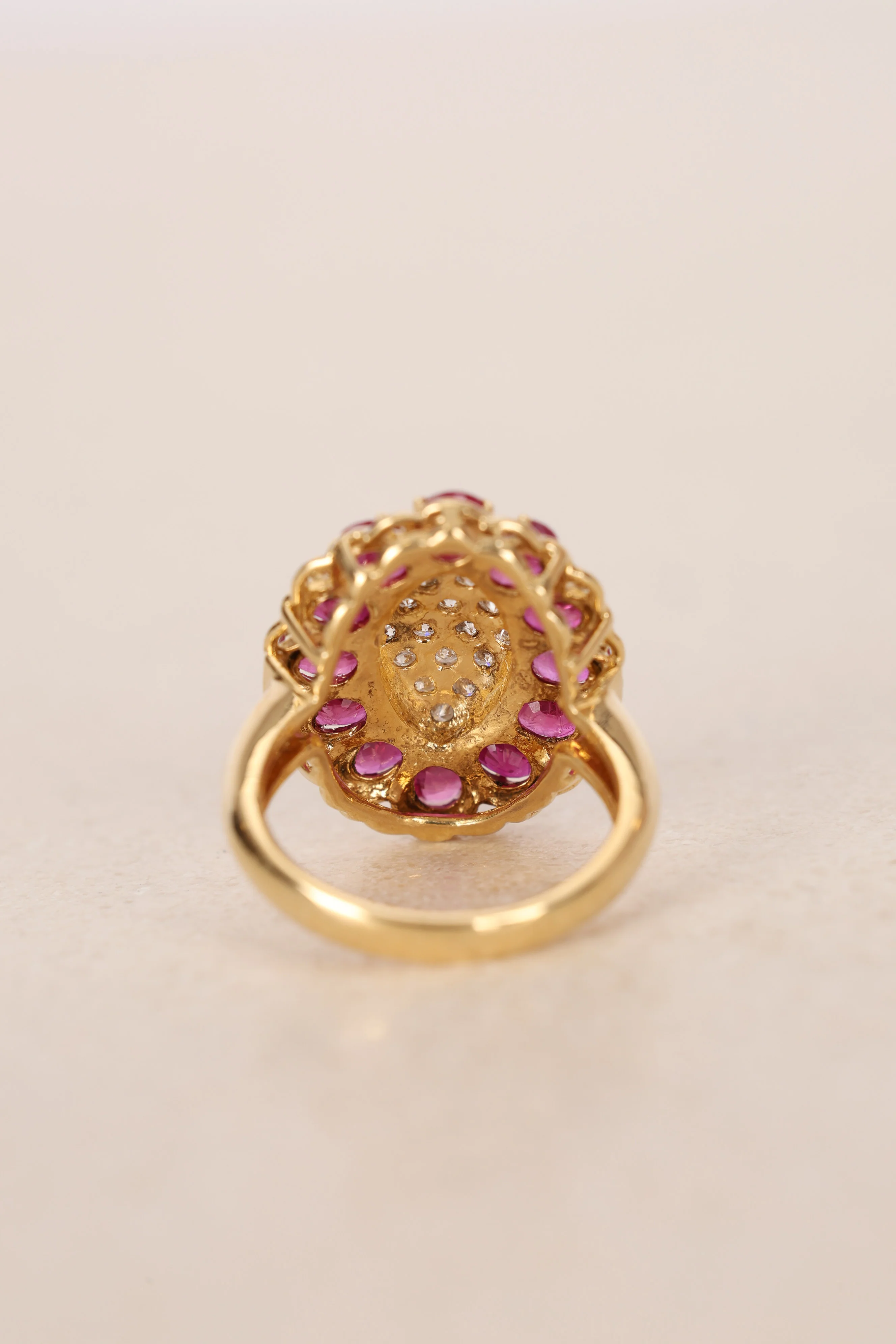 Vintage 1980s-1990s 18K Yellow Gold Ruby and Diamond Cluster Ring, Size US 3.75 - Image 7