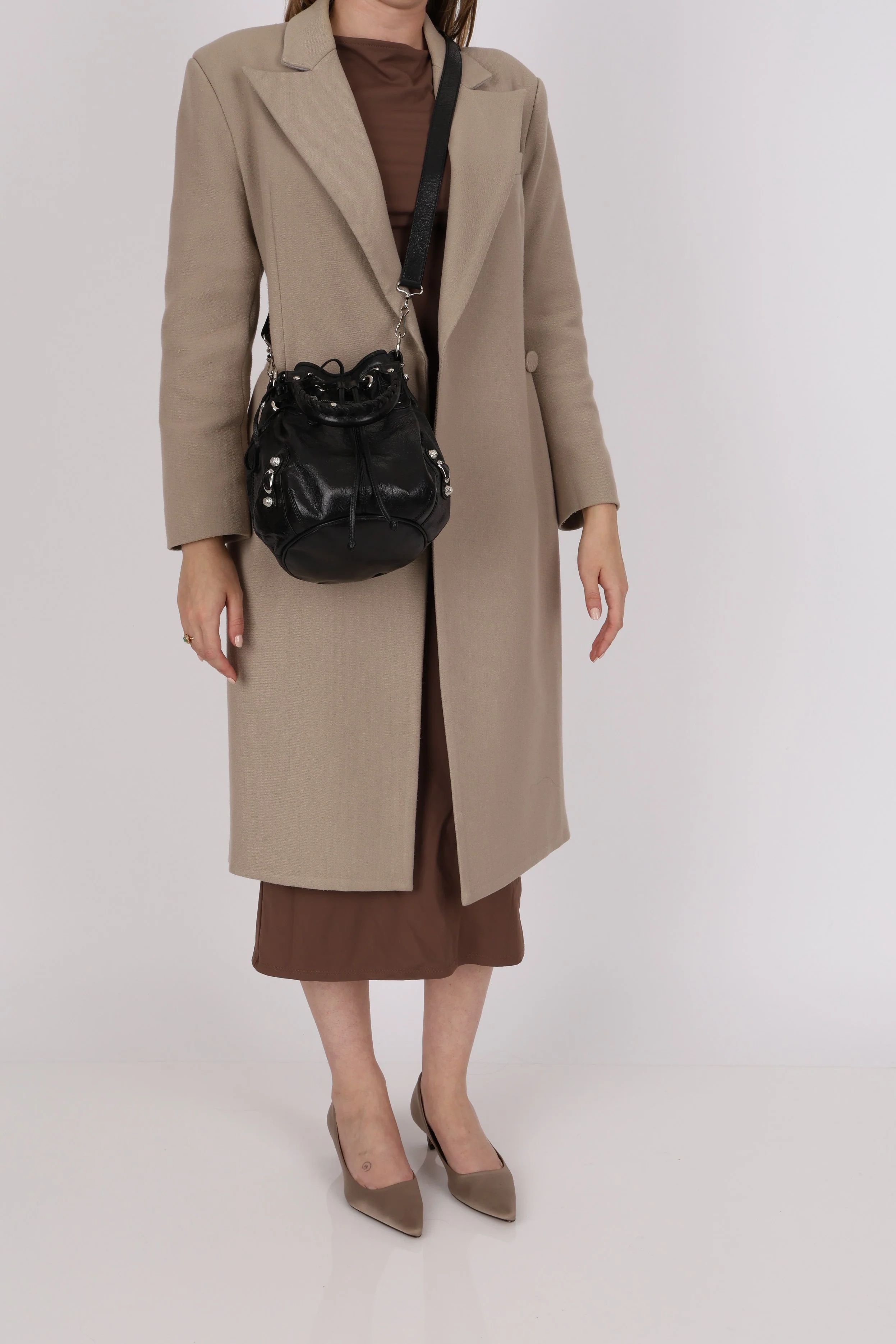 Balenciaga 2013 Black Arena Giant 12 Pompom Small Bucket Bag - Image 18