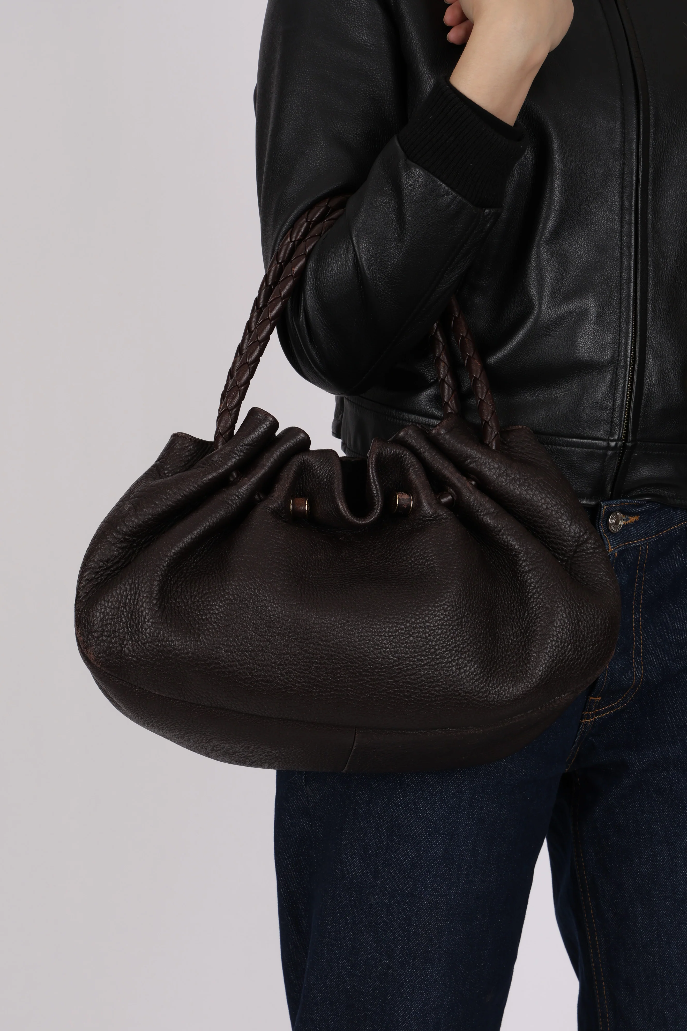 Bottega Veneta Cervo Balloon Shoulder Bag - Image 19