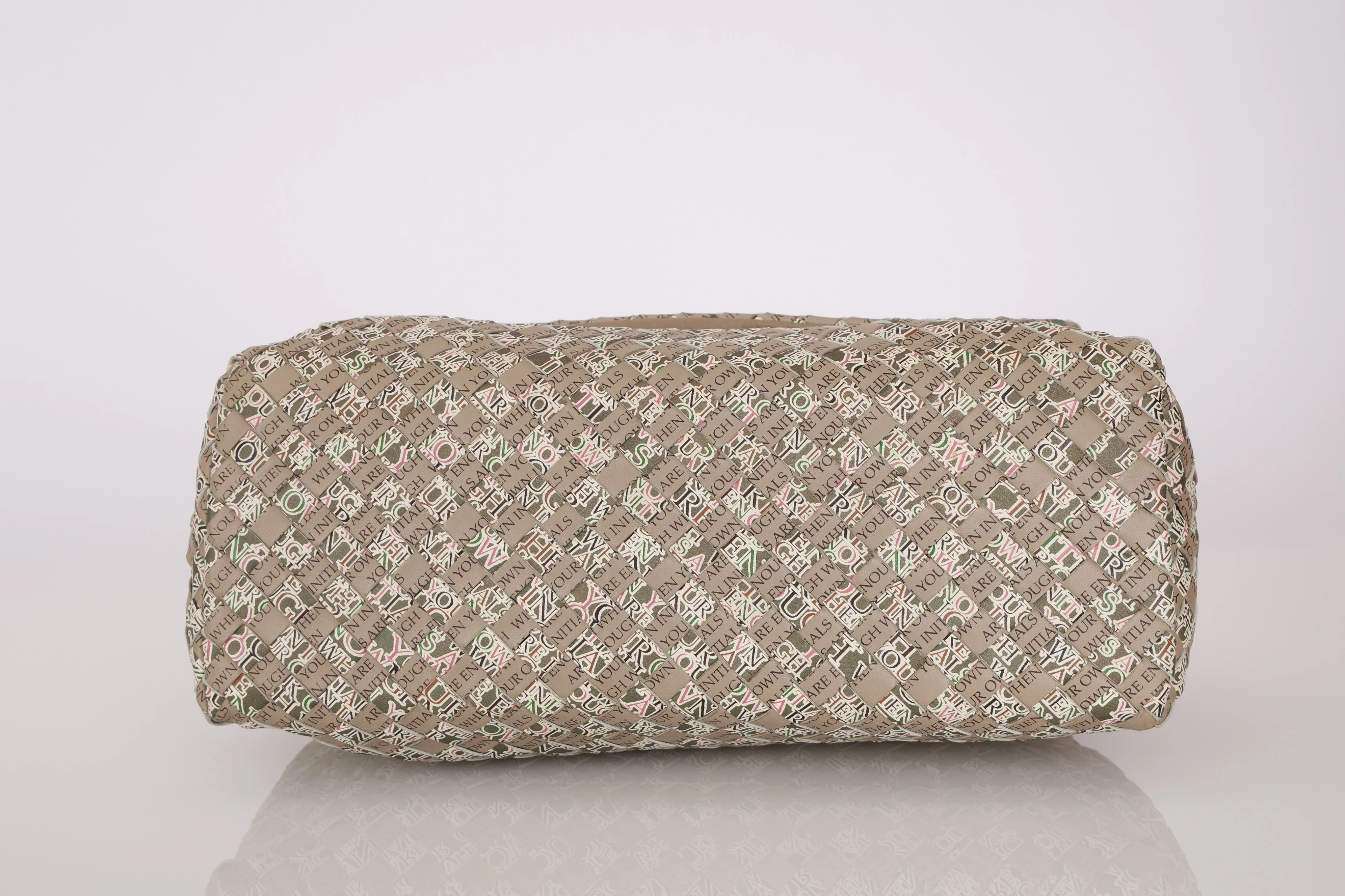 Rare Bottega Veneta 2008 Ayers Newspaper Script Intrecciato Shoulder Bag - Image 10