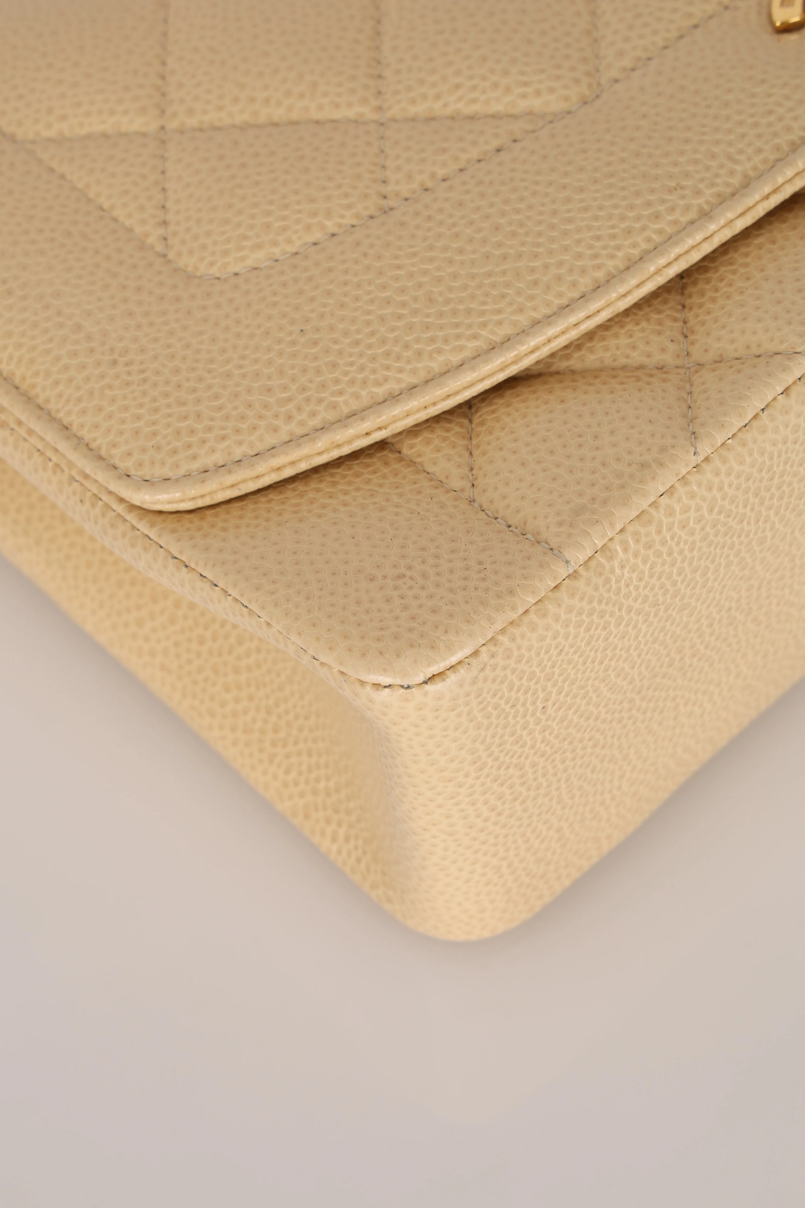 Rare Chanel 1993 Vanilla Caviar Medium Diana Flap 24K GP - Image 11