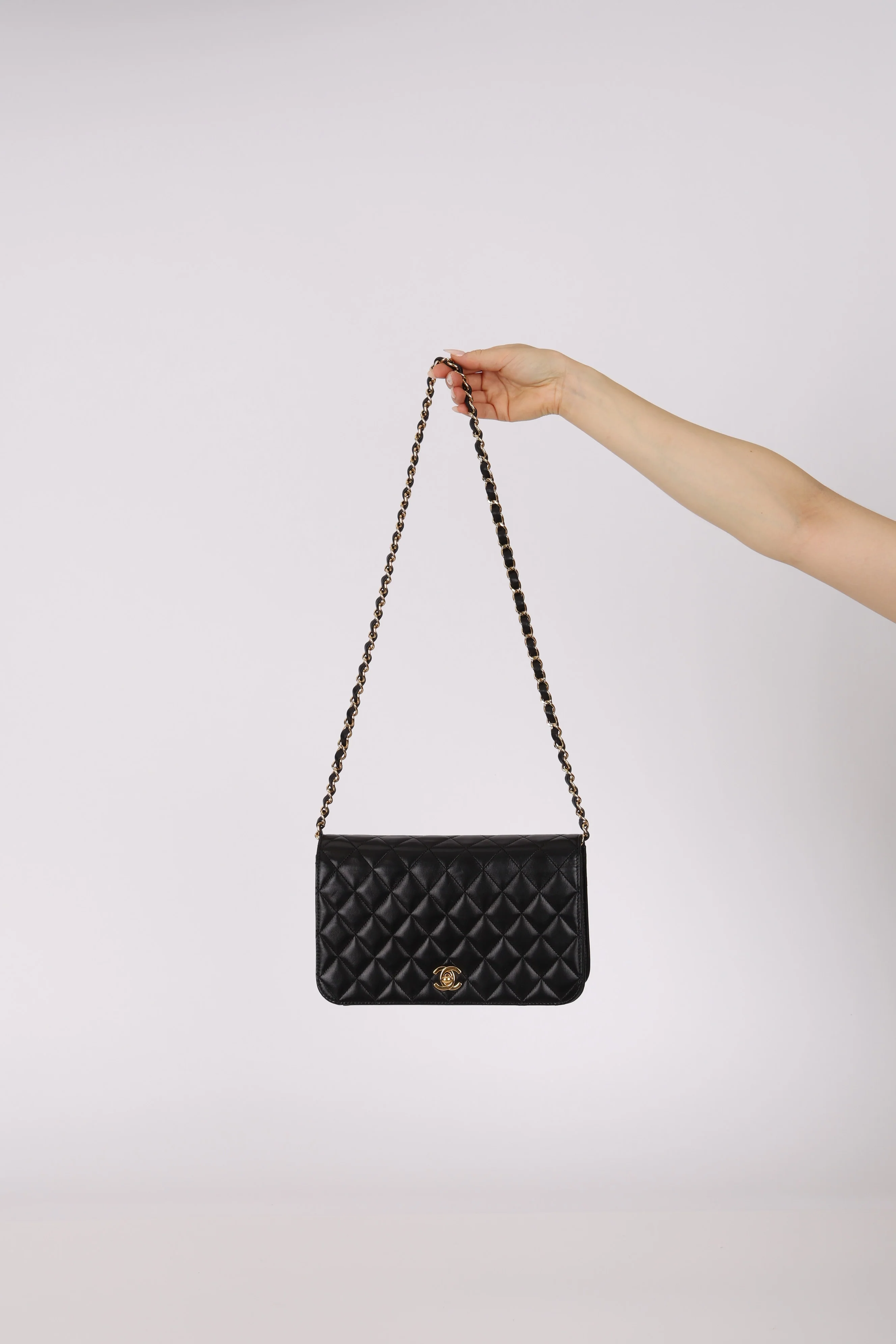 Chanel 2009 Black Lambskin Turnlock Full Flap Bag GHW - Image 3