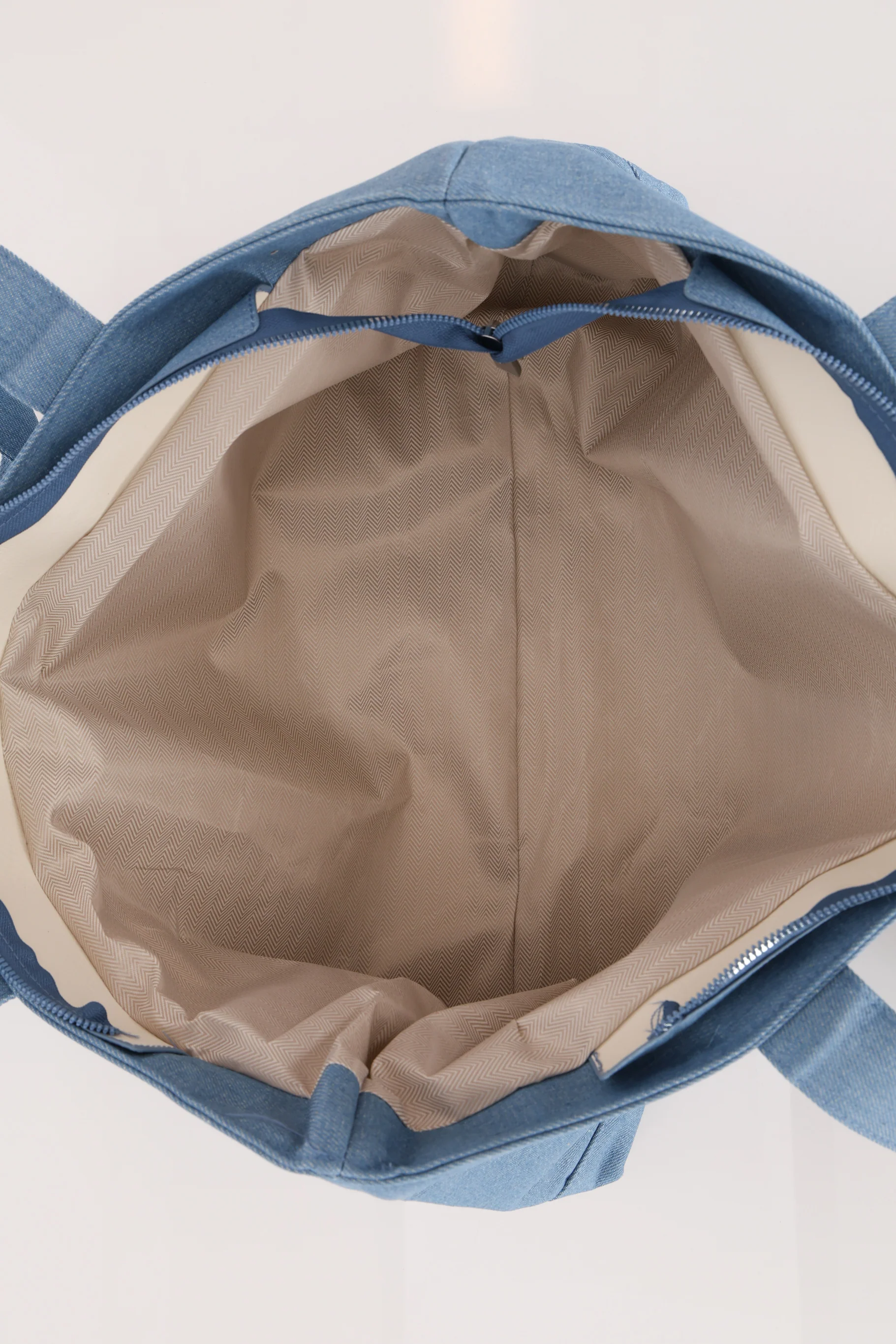 Exclusive FashioNica Fest Denim Zip East West Tote - Image 4