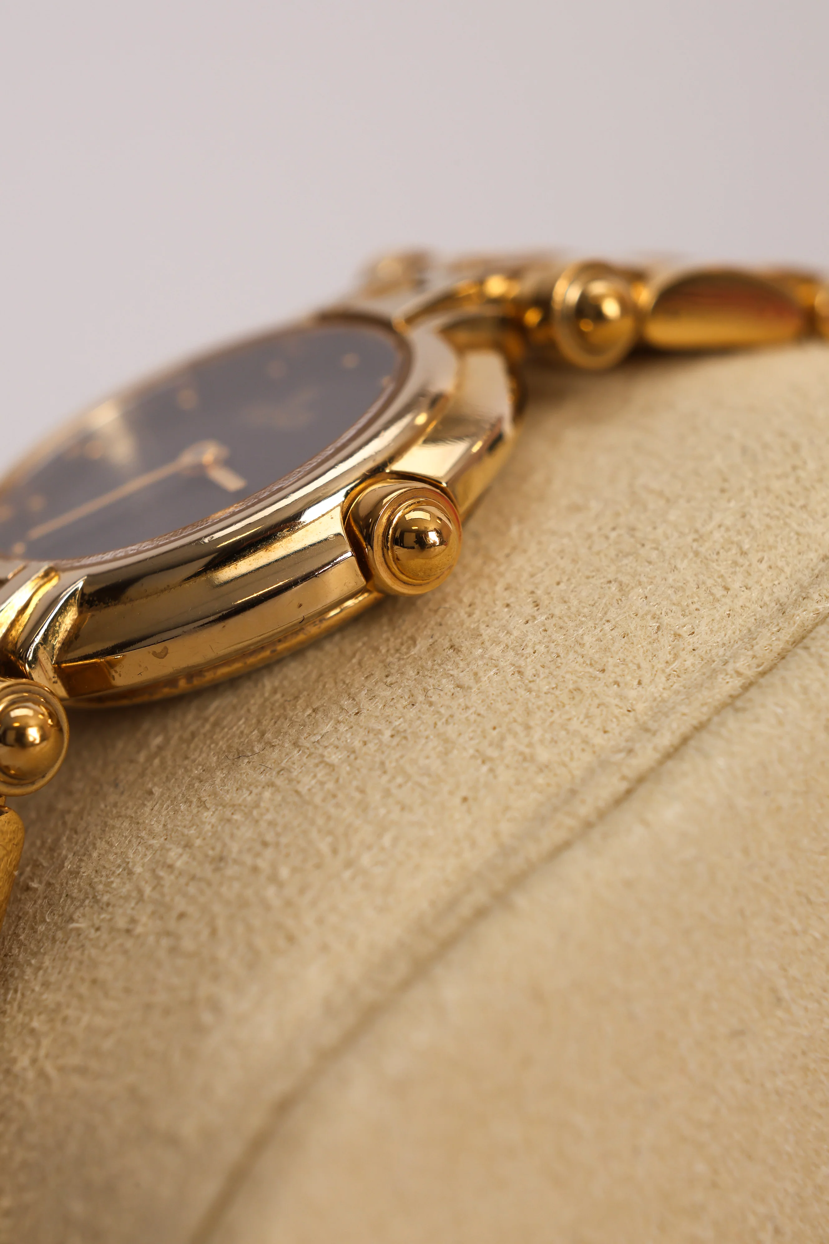 Rare Fendi Orologi 770L Gold Black FF Dial Watch, 26mm - Image 4