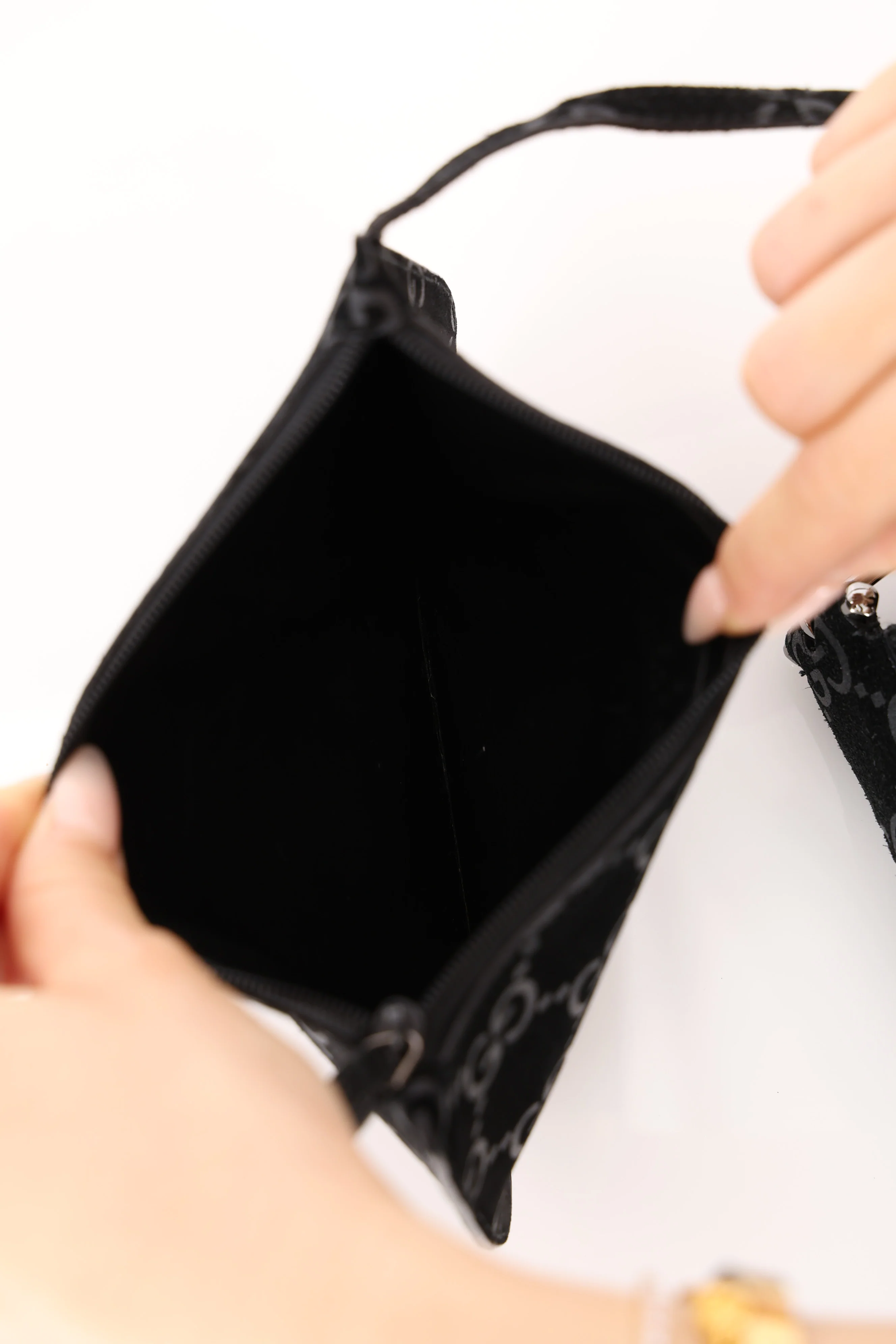 Gucci GG Suede Thin Horsebit Tote with Pouch - Image 11