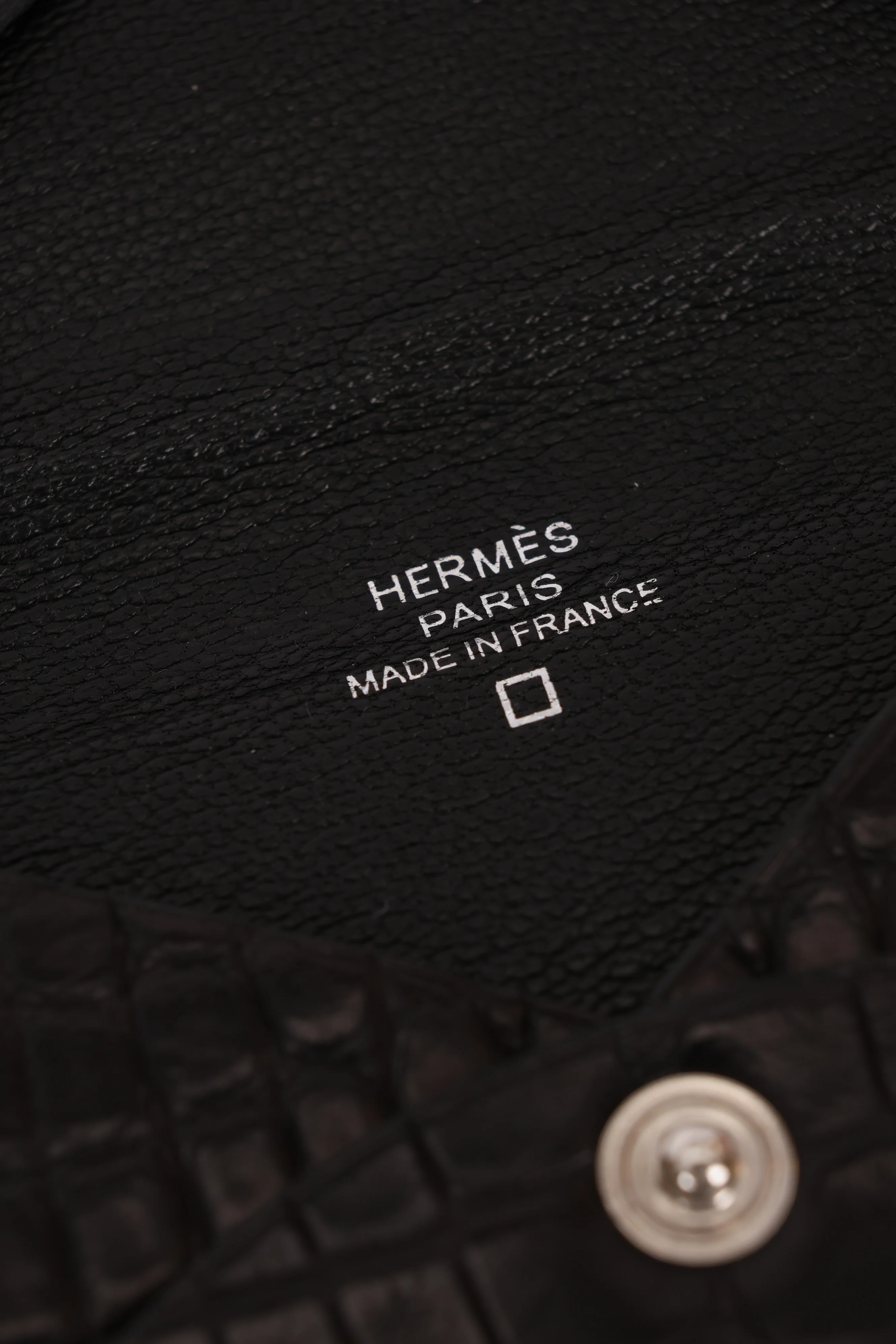 Hermès 2018 Noir Alligator Mississippiensis Calvi Card Case PHW - Image 4