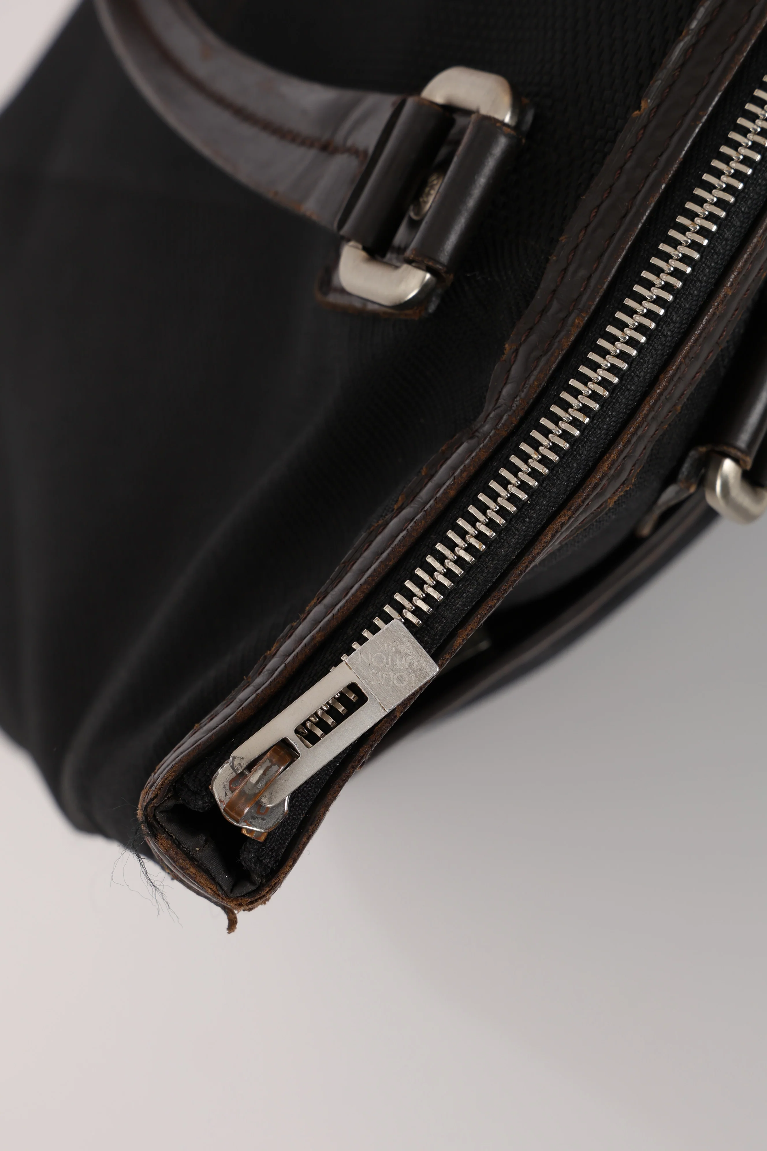 Louis Vuitton 2007 Damier Juan Tote - Image 17