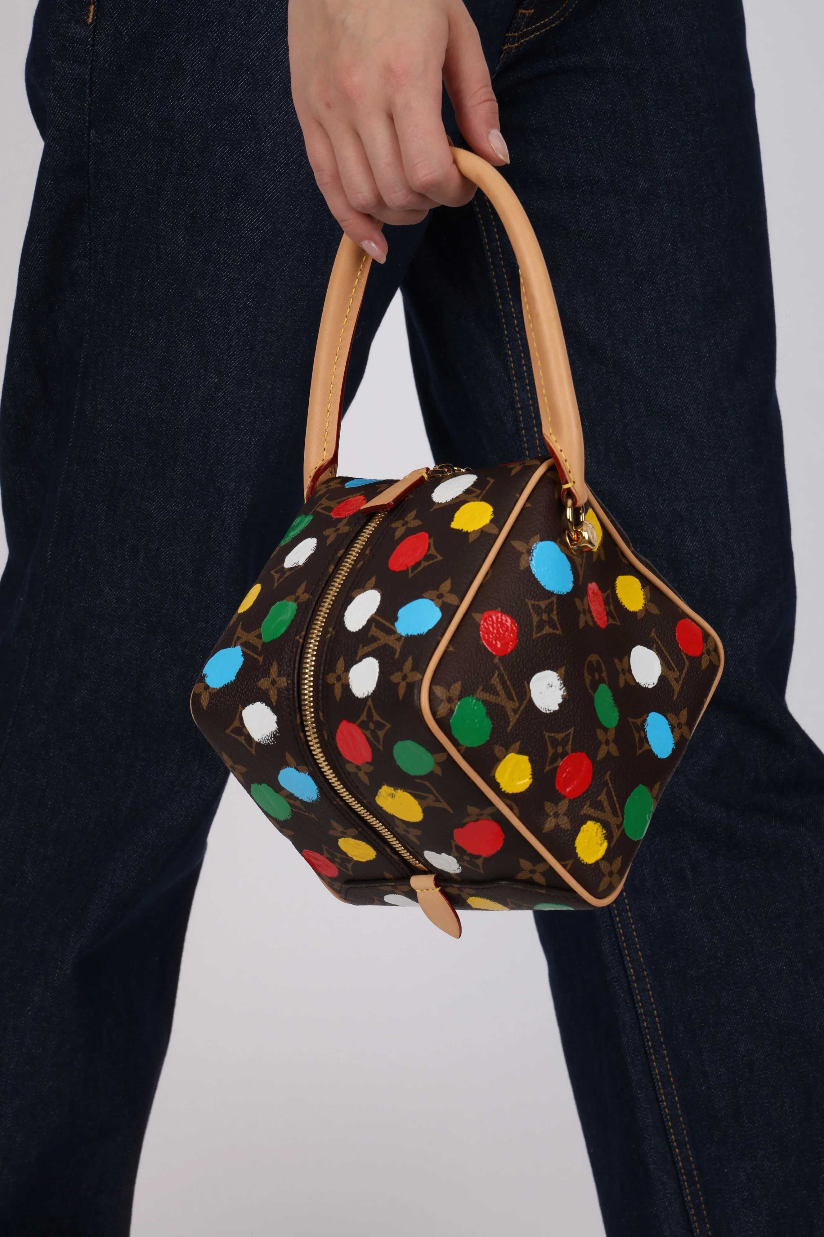 Limited Edition Louis Vuitton x Yayoi Kusama 2022 Painted Dots Square Bag - Image 13