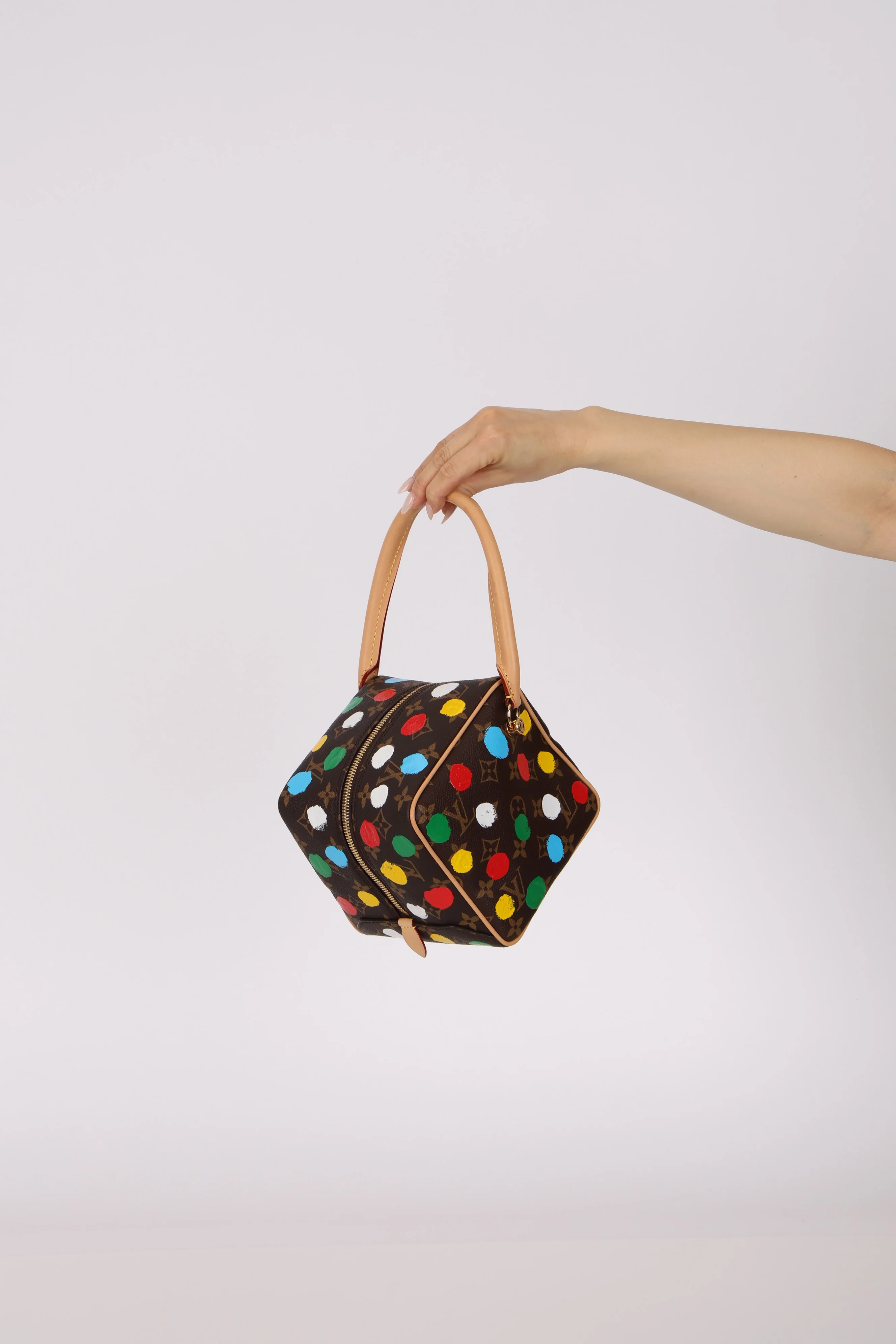 Limited Edition Louis Vuitton x Yayoi Kusama 2022 Painted Dots Square Bag - Image 3