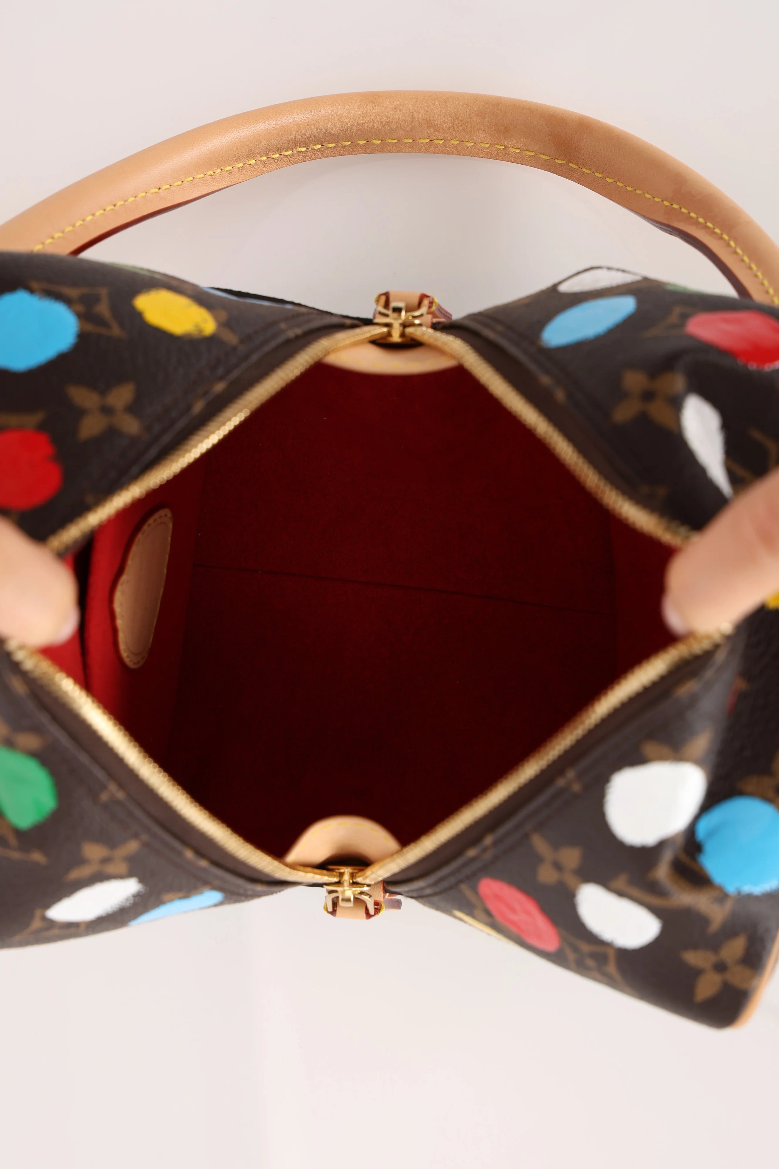 Limited Edition Louis Vuitton x Yayoi Kusama 2022 Painted Dots Square Bag - Image 4