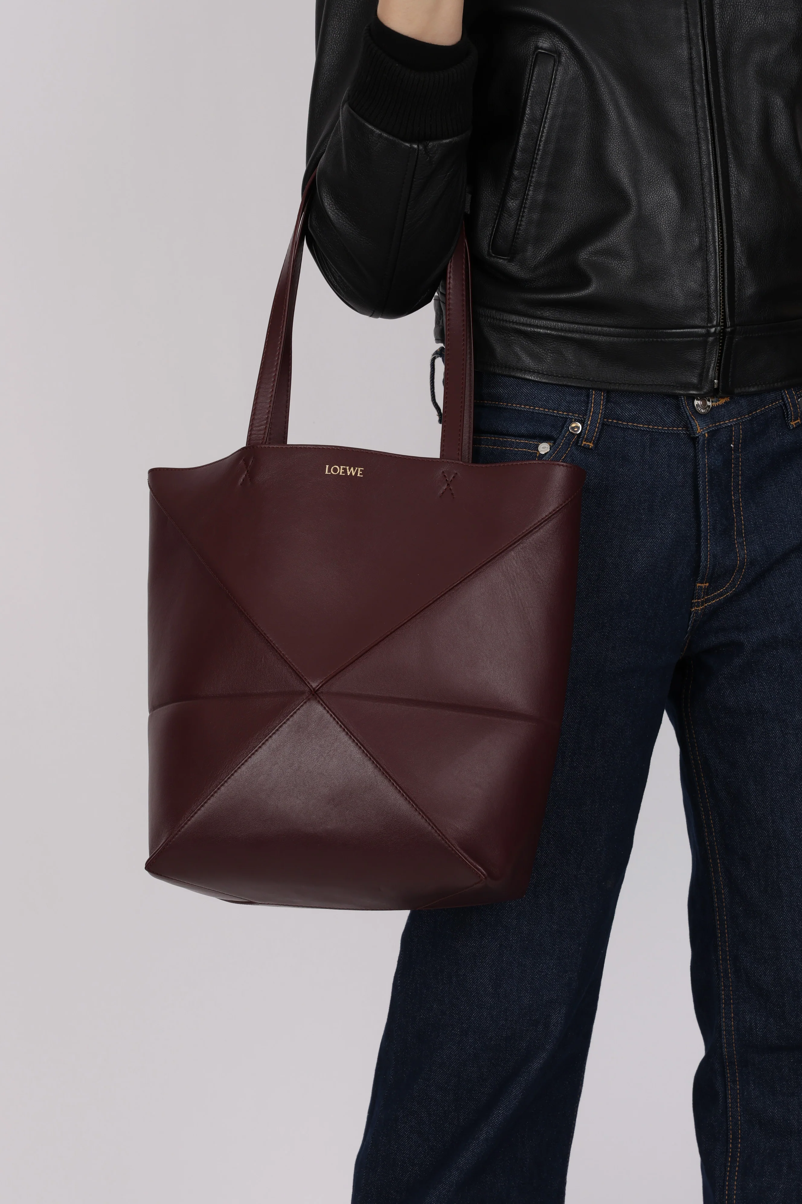 Loewe Bordeaux Medium Puzzle Fold Tote - Image 13